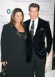 Pierce Brosnan y Keely Shaye Smith forman uno de los matrimonios más sólidos