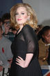 Adele se ha propuesto bajar dos tallas antes de que llegue el verano