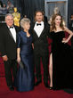 Brad Pitt, junto a sus padres en la gala