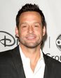 Josh Hopkins dice que ellos no existe ninguna relación amorosa
