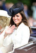 Kate Middleton es la mejor vestida del año 2011, según la revista Harper's Bazaar.