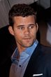 Kris Humphries cree que los regalos habrían de ser devueltos, ya que la boda es fraudulenta