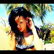Rihanna dejó de seguir a Chris Brown en la red de microblogging