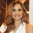 ¡Sus propios fans casi aplastan a Demi Lovato! ¡Sus propios fans casi aplastan a Demi Lovato!