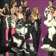 La diseñadora Juana Martín junto a sus modelos La diseñadora Juana Martín junto a sus modelos